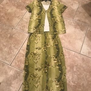 2 piece skirt and blouse